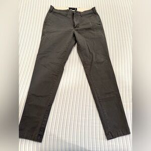 ABERCOMBIE ADIDAS LEVIS